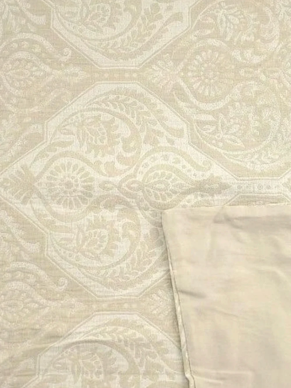 3 Pc.Charter Club Paisley Quilted Duvet Cover in Beige Cream. Two king shams.